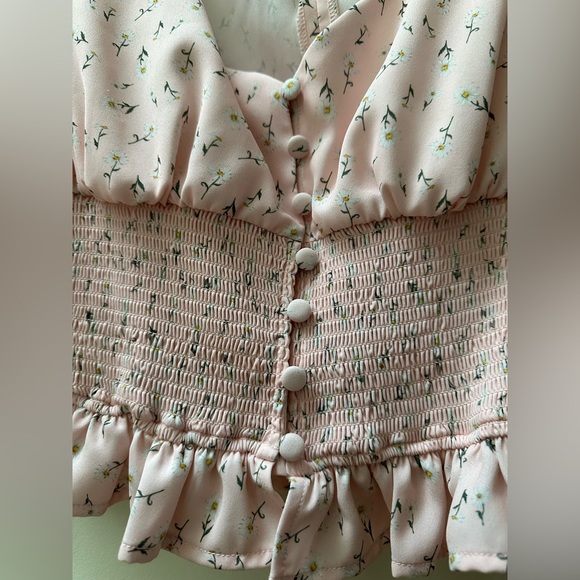 Backyard Roses Anna Top - Picture 5 of 7